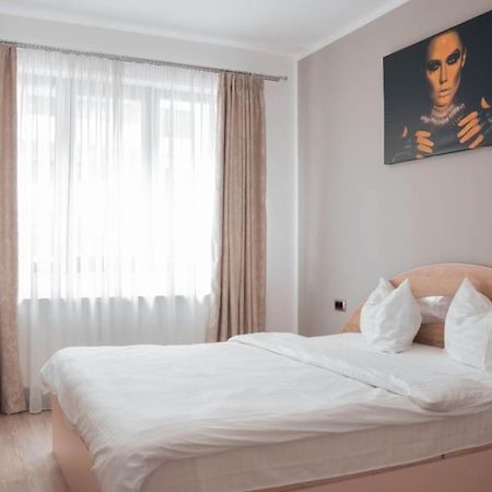 Apartament Zona Coresi Mall Braşov Exterior foto